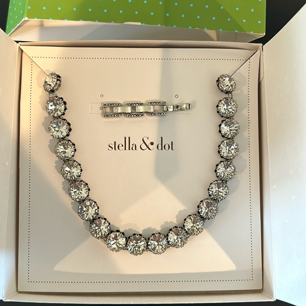 Vintage Crystal Necklace- Stella & Dot- includes extender-new in original box